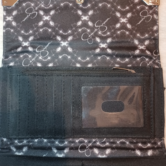 Jessica Simpson Black Silver Details Wallet / Clutch Approx 7.5 X 4 - Picture 4 of 13